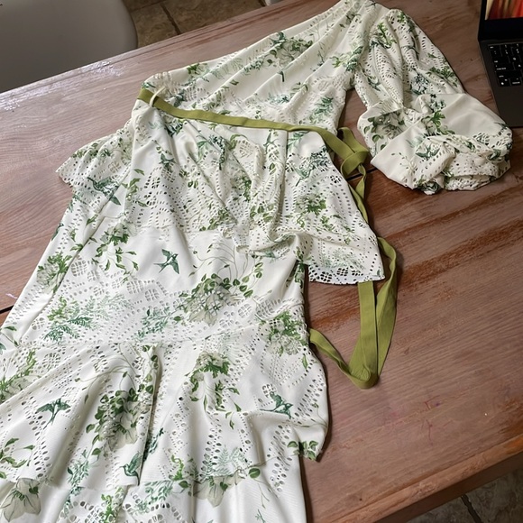 NWT ASOS one shoulder cut work floral print dress with belt - Picture 8 of 9